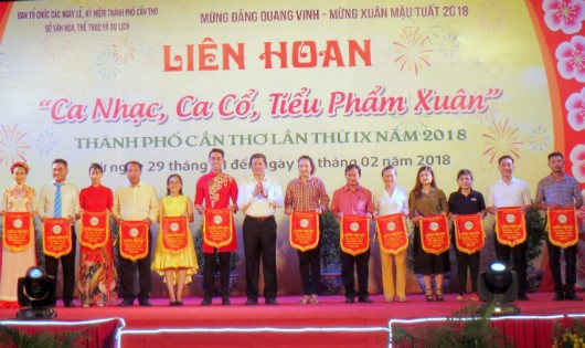 Hơn 200 diễn viên Cần Thơ tham gia Liên hoan Ca nhạc, ca cổ, tiểu phẩm xuân