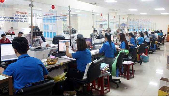 Lãnh đạo TP HCM kiểm tra việc giải quyết thủ tục hành chính loạt quận, huyện