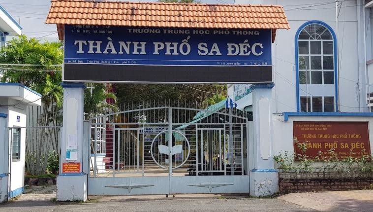 Thêm thầy giáo lộ ảnh nhạy cảm của phụ nữ khi dạy trực tuyến