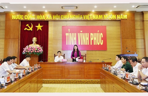 Bí thư Tỉnh ủy Vĩnh Phúc Hoàng Thị Thúy Lan phát biểu tại hội nghị trực tuyến quốc triển khai thực hiện sắp xếp đơn vị hành chính cấp huyện, cấp xã giai đoạn 2023 – 2030.