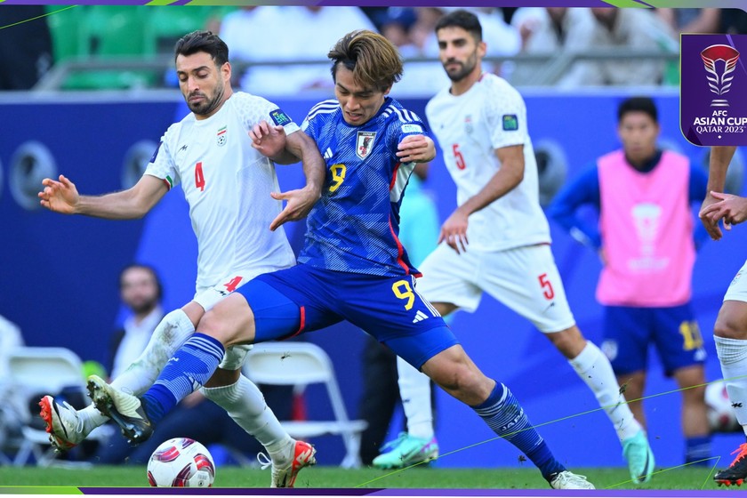 Nhật Bản (áo xanh) không thể vượt qua được Iran ở vòng tứ kết, Ảnh: AFC