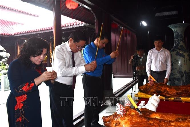 Tri ân các anh hùng liệt sỹ, chiến sĩ cách mạng hy sinh tại Côn Đảo ảnh 2