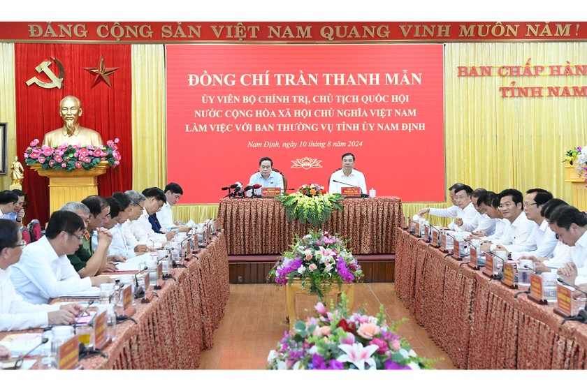 Công bố Nghị quyết về sắp xếp đơn vị hành chính tỉnh Nam Định