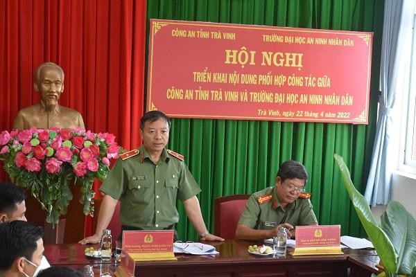 Thiếu tướng, PGS.TS Phan Xuân Tuy, Hiệu trưởng Trường Đại học An ninh nhân dân phát biểu tại Hội nghị