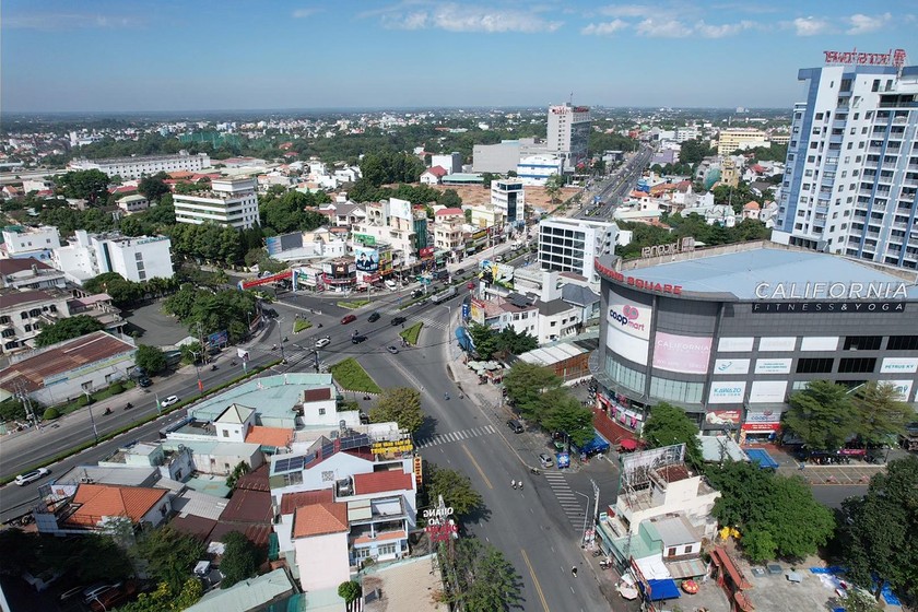 TP.Hồ Chí Minh và tỉnh Bình Dương phối hợp triển khai thực hiện các dự án kết nối hạ tầng giao thông.