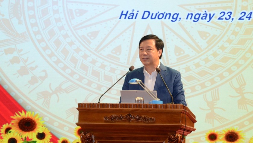 Bí thư Tỉnh uỷ Hải Dương Phạm Xuân Thăng phát biểu tại hội nghị.