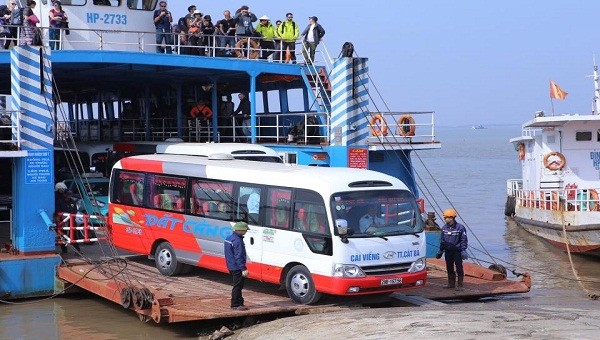 Hàng loạt nhân viên Phà Gót bị tạm giữ vì hành vi Tham ô tài sản