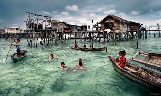 Một ngôi làng trên biển