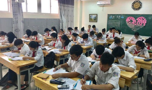 Năm 2019, chỉ có 62% thí sinh vào lớp 10 THPT công lập. Ảnh minh họa