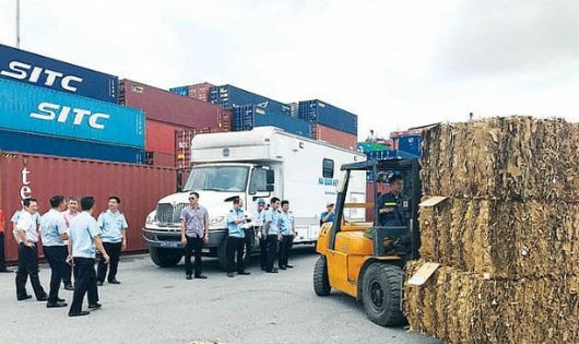 Phế liệu nhập khẩu tăng vọt