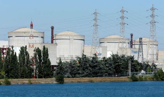 Nhà máy điện hạt nhân ở Tricastin, Pháp
