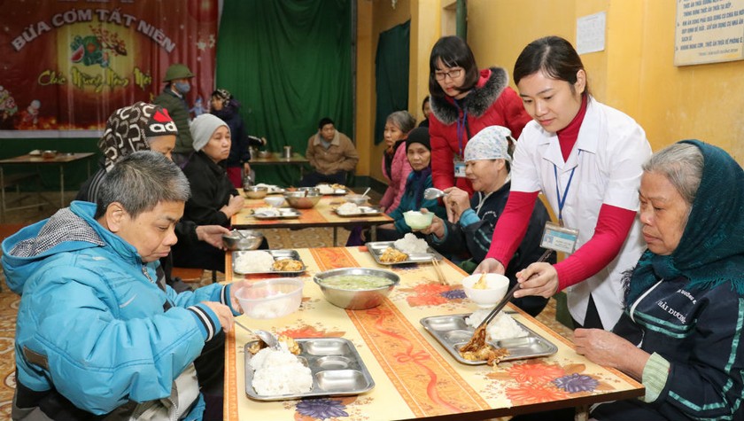 Người già không phải là gánh nặng