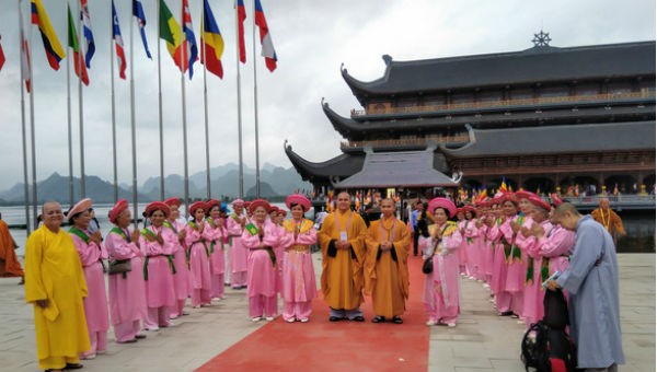 Đại lễ Vesak 2019 là dịp để các đại biểu trong nước và quốc tế cùng thảo luận về nhiều vấn đề nóng bỏng của thời đại hôm nay. Ảnh: Thiên Điểu