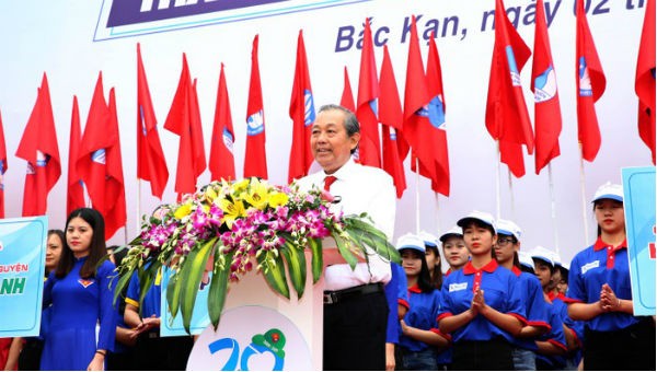 Phó Thủ tướng Trương Hòa Bình phát biểu tại Lễ ra quân chiến dịch Thanh niên tình nguyện hè 2019.