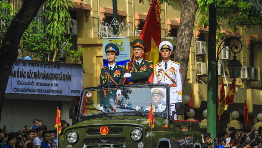 Hình ảnh lễ diễu binh mừng Ngày Độc lập 2/9