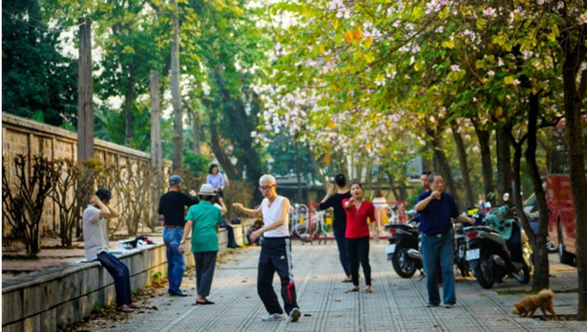 Một bức tranh trong triển lãm “Vì một Hà Nội đáng sống”.