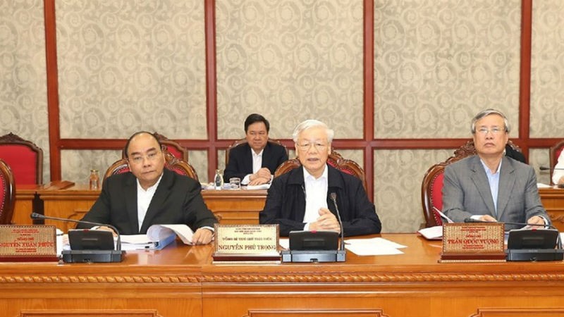 Tổng Bí thư, Chủ tịch Nước Nguyễn Phú Trọng (giữa) chủ trì họp Bộ Chính trị chiều 1/11. Ảnh: TTXVN