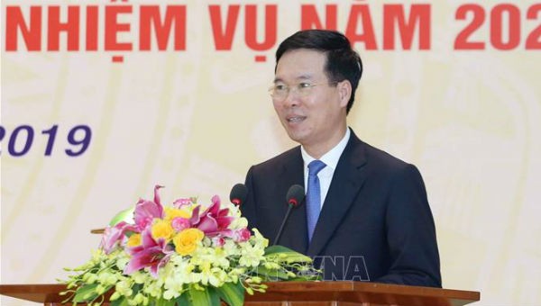 Ủy viên Bộ Chính trị, Trưởng Ban Tuyên giáo Trung ương Võ Văn Thưởng phát biểu kết luận hội nghị.