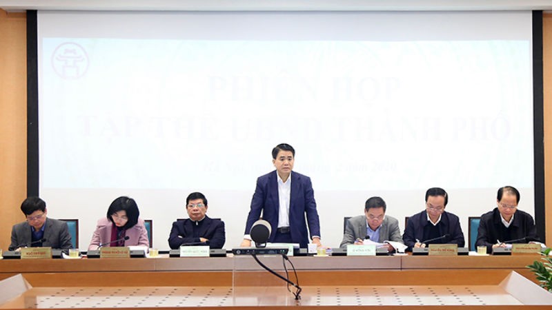 Chủ tịch UBND TP Nguyễn Đức Chung chủ trì phiên họp.