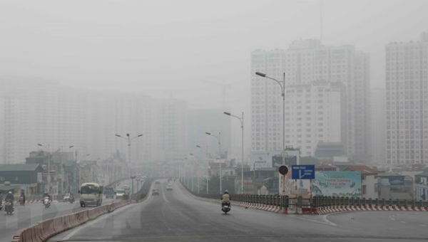 Chỉ số chất lượng không khí ở Hà Nội vẫn ở mức có hại cho sức khỏe trong nhiều ngày qua. 