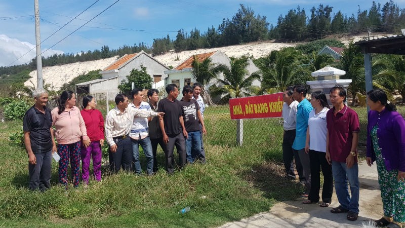 Những ngôi nhà bị cho là xây dựng trái phép. 