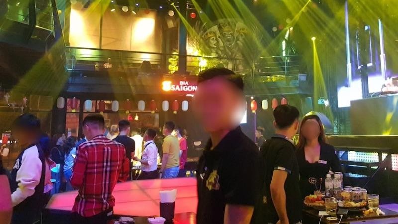 Friend Beer Club thường xuyên hoạt động xuyên đêm.