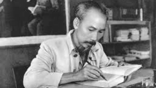 Chủ tịch Hồ Chí Minh.