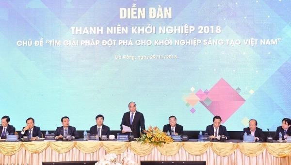 Thủ tướng phát biểu tại Diễn đàn Thanh niên khởi nghiệp năm 2018 ở Đà Nẵng. 
