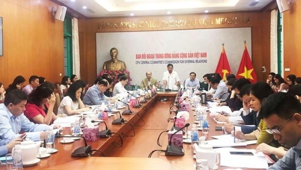 Hội nghị tập huấn kiến thức, kỹ năng đối ngoại cho cán bộ trực tiếp làm công tác đối ngoại của các cơ quan đảng ở Trung ương. 