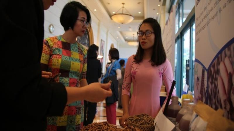 Sản phẩm viên nén mùn cưa của chị Thanh Phương nhận được nhiều sự quan tâm tại cuộc thi Phụ nữ khởi nghiệp lần thứ 3 do Hội LHPN Việt Nam tổ chức năm 2020.