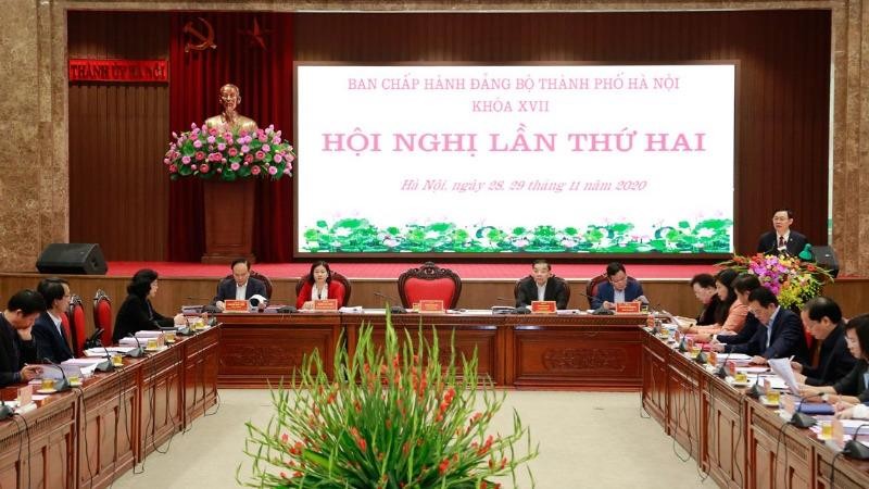 Hội nghị lần thứ hai Ban Chấp hành Đảng bộ TP Hà Nội khóa 17 đã thảo luận, thông qua Chương trình kiểm tra, giám sát nhiệm kỳ 2020 - 2025. 