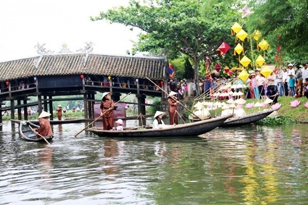 Phiên chợ đêm khai mạc sẽ diễn ra vào tối ngày 16/8 (nhằm ngày 16/7 âm lịch) tại khu vực quanh Cầu ngói Thanh Toàn