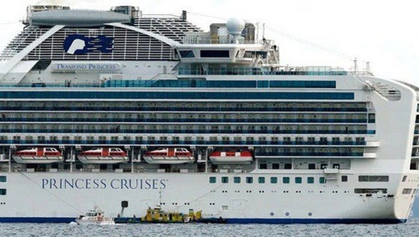 Tàu Diamond Princess từng cập cảng Chân Mây (ảnh A.P)