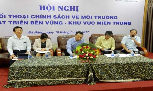 Đối thoại chính sách về môi trường và phát triển bền vững cho các doanh nghiệp khu vực miền Trung