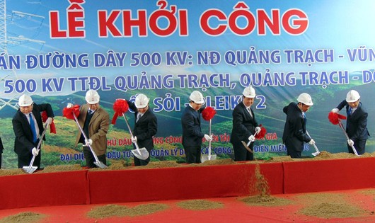 Lễ khởi công các dự án điện đi qua miền Trung