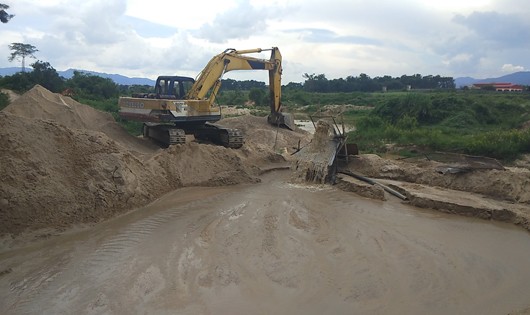 Cát tặc tung hoành trong khu vực trại giam