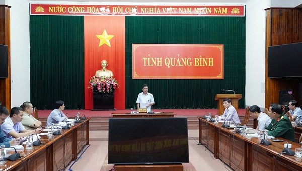 Ông Đoàn Ngọc Lâm, Phó Chủ tịch Thường trực UBND tỉnh chủ trì cuộc họp tháo gỡ những vướng mắc, đẩy nhanh tiến độ dự án cao tốc Bắc - Nam, ngày 22/11.