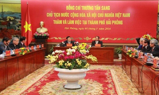 Chủ tịch nước làm việc với lãnh đạo TP. Hải Phòng. Ảnh: VOV.