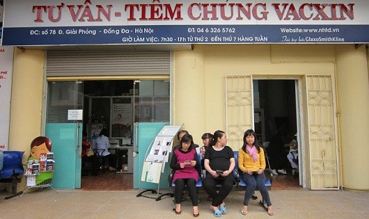 Giải “bài toán” vắc xin cho mẹ 