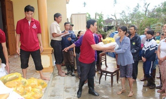 Kịp thời hỗ trợ người dân bị ảnh hưởng do hiện tượng hải sản chết bất thường tại một số tỉnh miền Trung. (Ảnh minh họa)