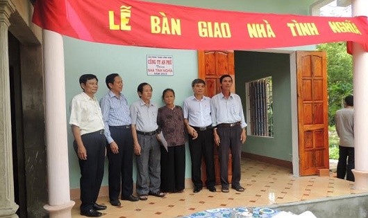 Cần chú trọng huy động các nguồn lực xã hội để chăm lo nhà ở cho người có công (ảnh minh họa).