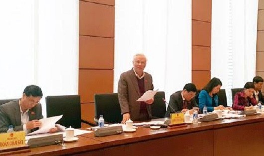 Phó Chủ tịch Quốc hội Uông Chu Lưu phát biểu tại buổi làm việc.