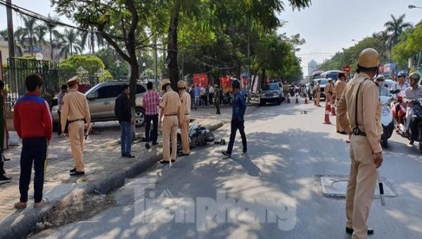 Ô tô 'điên' tông loạt người bị thương ở Hải Phòng 