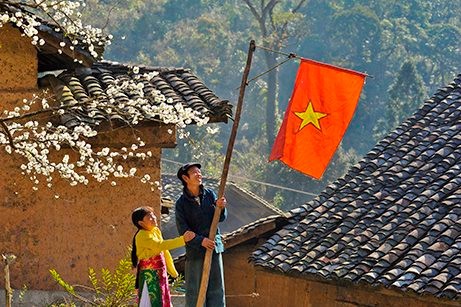 Tác phẩm: Tự hào Việt Nam - Tác giả: Dương Tiến Dũng - Huy chương Vàng cuộc thi "Tự hào một dải biên cương" năm 2020