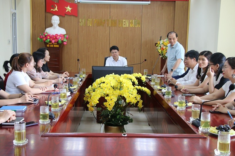 Thứ trưởng Nguyễn Thanh Tịnh thăm và làm việc với Sở Tư pháp tỉnh Điện Biên.