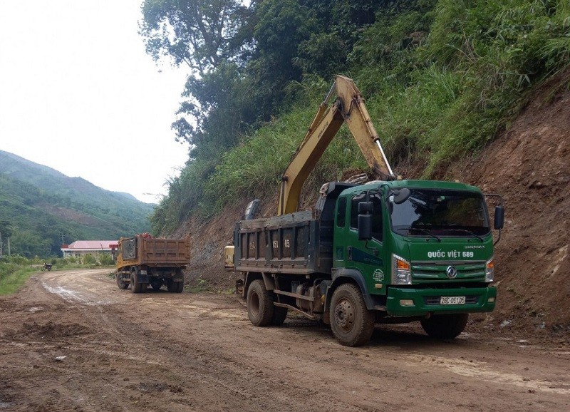 Nhiều điểm sạt trượt tại các tuyến đường trên địa bàn tỉnh Sơn La được khắc phục kịp thời, đảm bảo giao thông thông suốt.