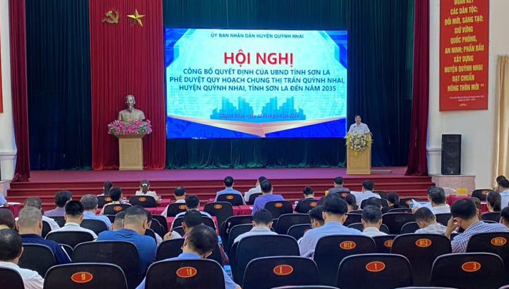 Hội nghị công bố Quyết định số 1035/QĐ-UBND ngày 31/5/2024 của UBND tỉnh Sơn La về việc phê duyệt Quy hoạch chung thị trấn Quỳnh Nhai, huyện Quỳnh Nhai, tỉnh Sơn La, đến năm 2035.