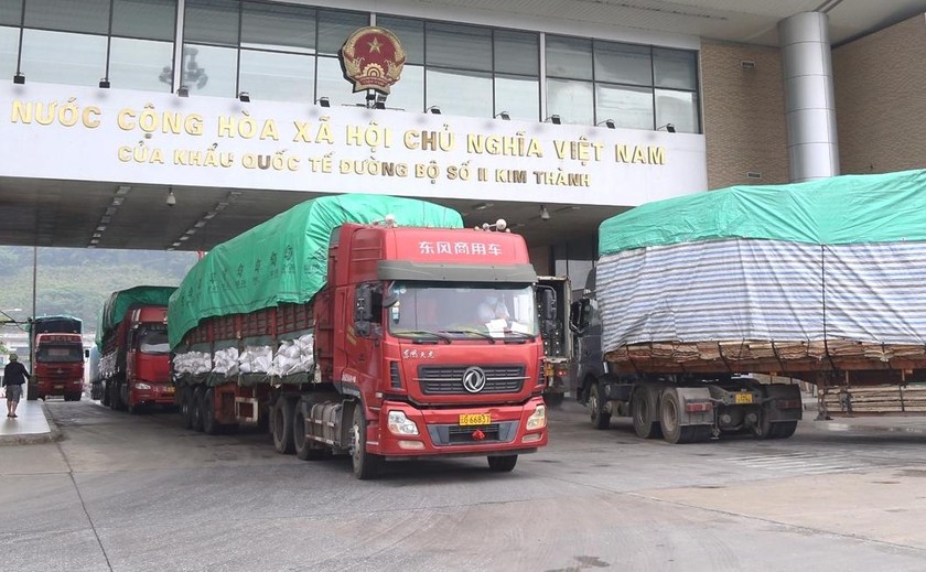 Thanh long có thể xuất khẩu trở lại qua cửa khẩu biên giới