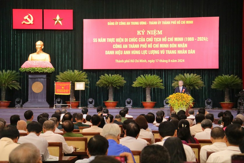 Lễ kỷ niệm 55 năm thực hiện Di chúc của Chủ tịch Hồ Chí Minh. Ảnh: Hoàng Thịnh