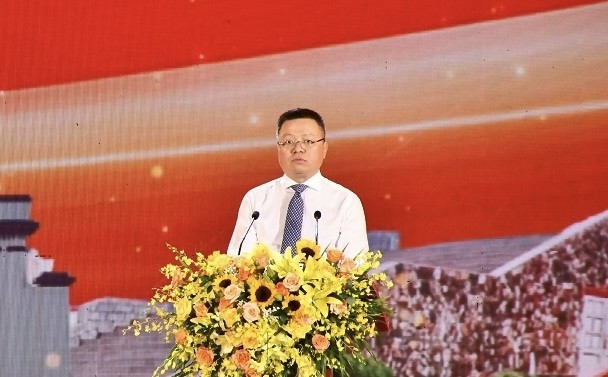 Ông Lê Quốc Minh - Ủy viên Trung ương Đảng, Tổng biên tập Báo Nhân Dân phát biểu khai mạc chương trình.